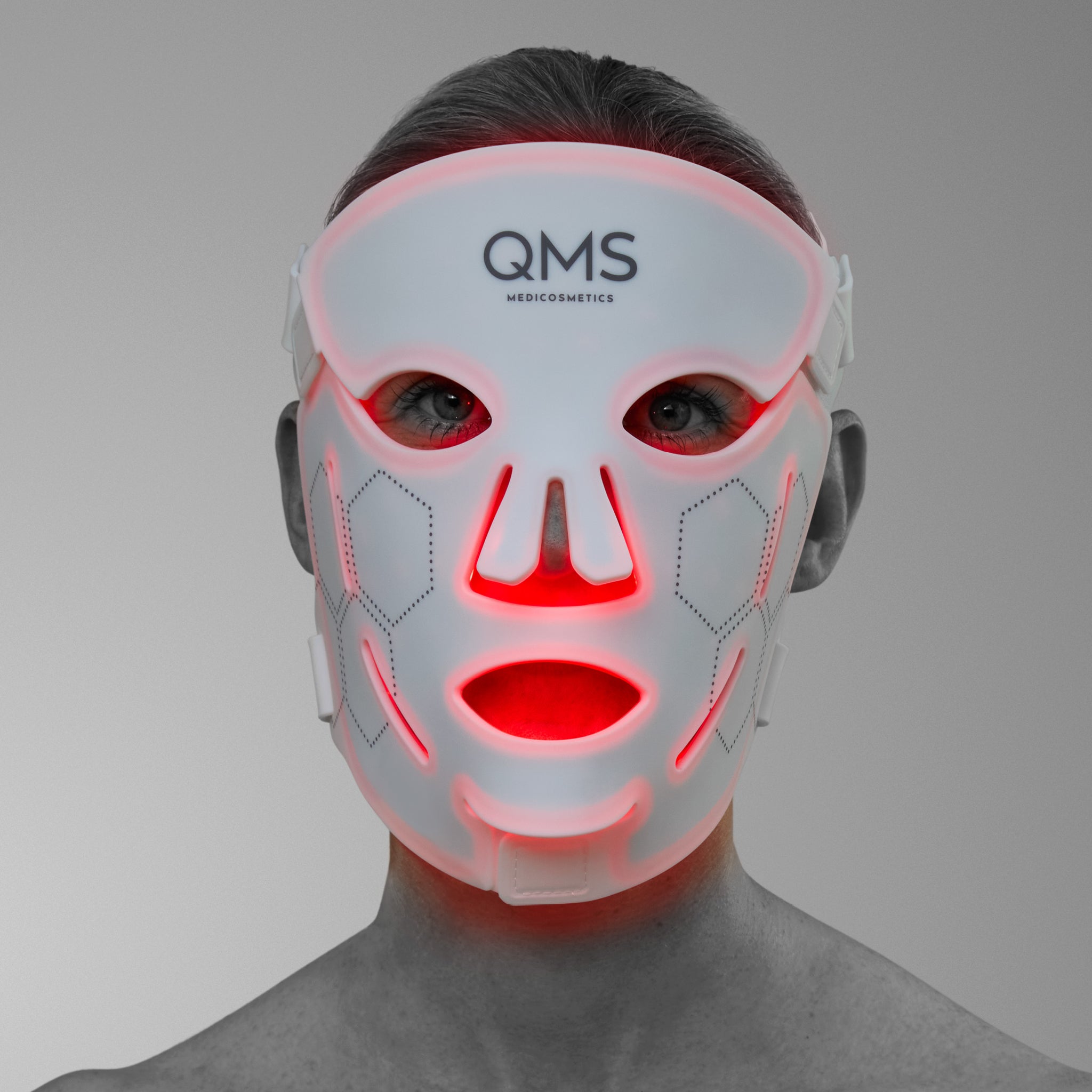 DERMA EXPERT LED Light Treatment